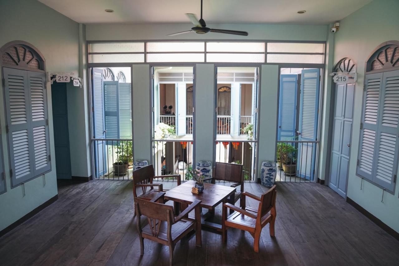The Memory At On On Hotel Phuket Εξωτερικό φωτογραφία